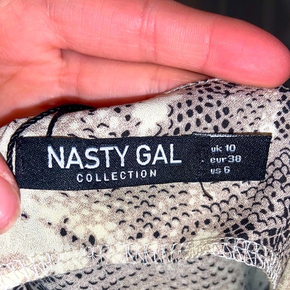 Nasty gal What Difference Does It Snake Cami Top –– NWT - Picture 12 of 16